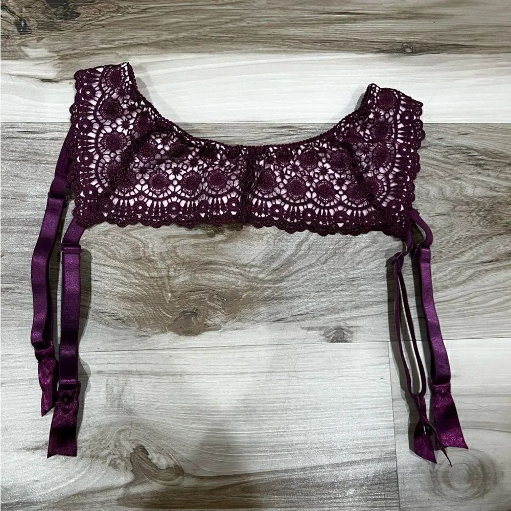 Fredericks of Hollywood Lace Garter Belt Women’s Medium/Large